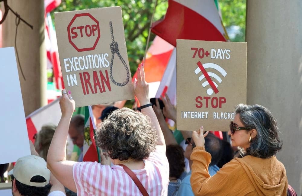 Demonstrators gather near the Francis Scott Key Bridge in Washington D.C. during rally in support of the Iranian people and to condemn the execution of political prisoners in Iran on May 16, 2026. Photo: AFP