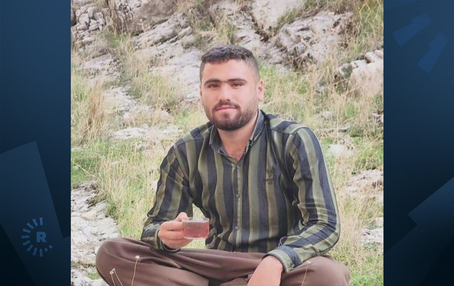 وێنەی گەنجەکە