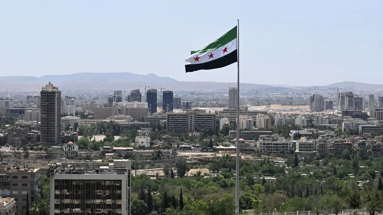 العلم السوري في العاصمة دمشق