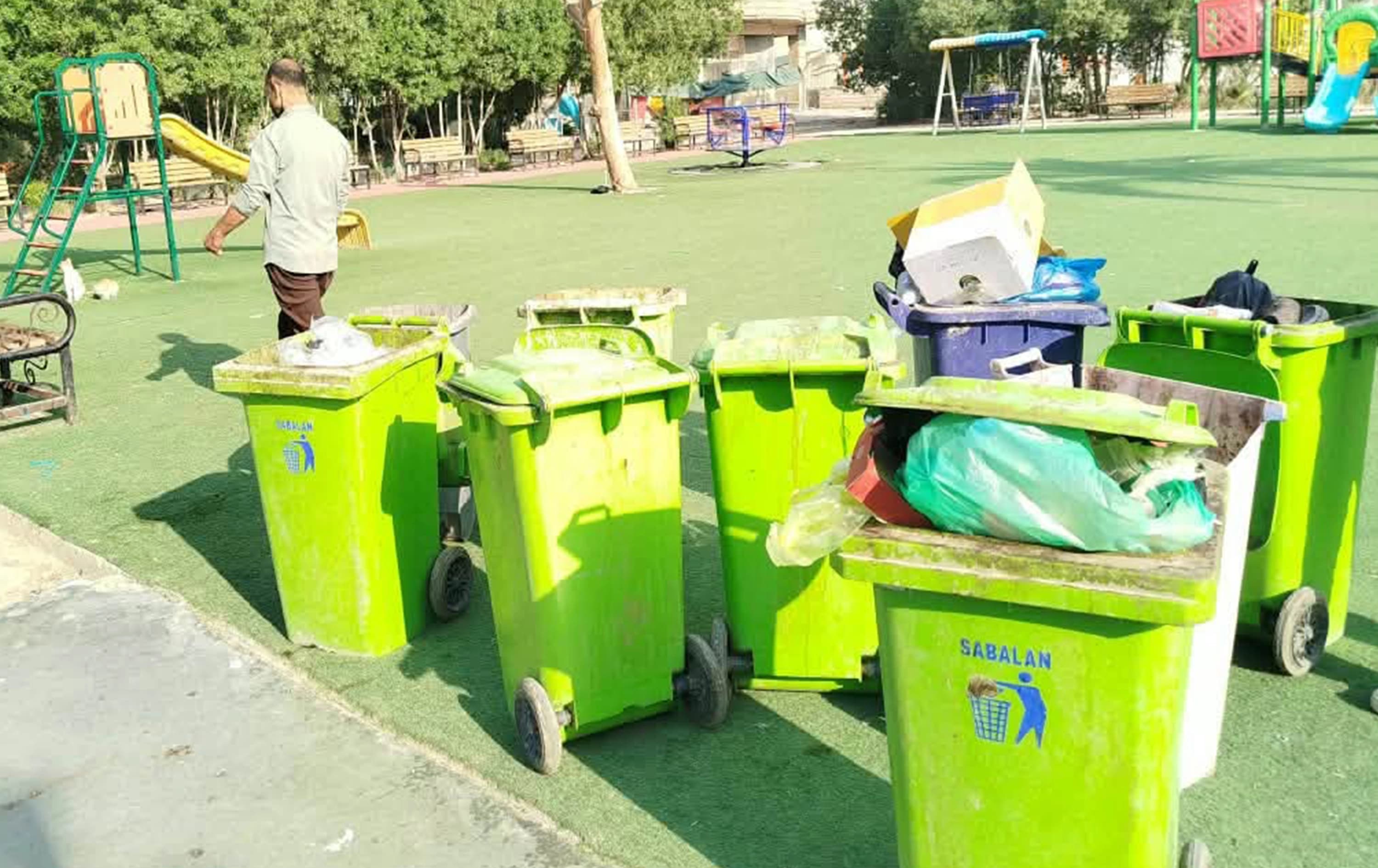 الاعمال اليومية لموظفي شعبة الحدائق والمتنزهات- إعلام مديرية بلدية الديوانية