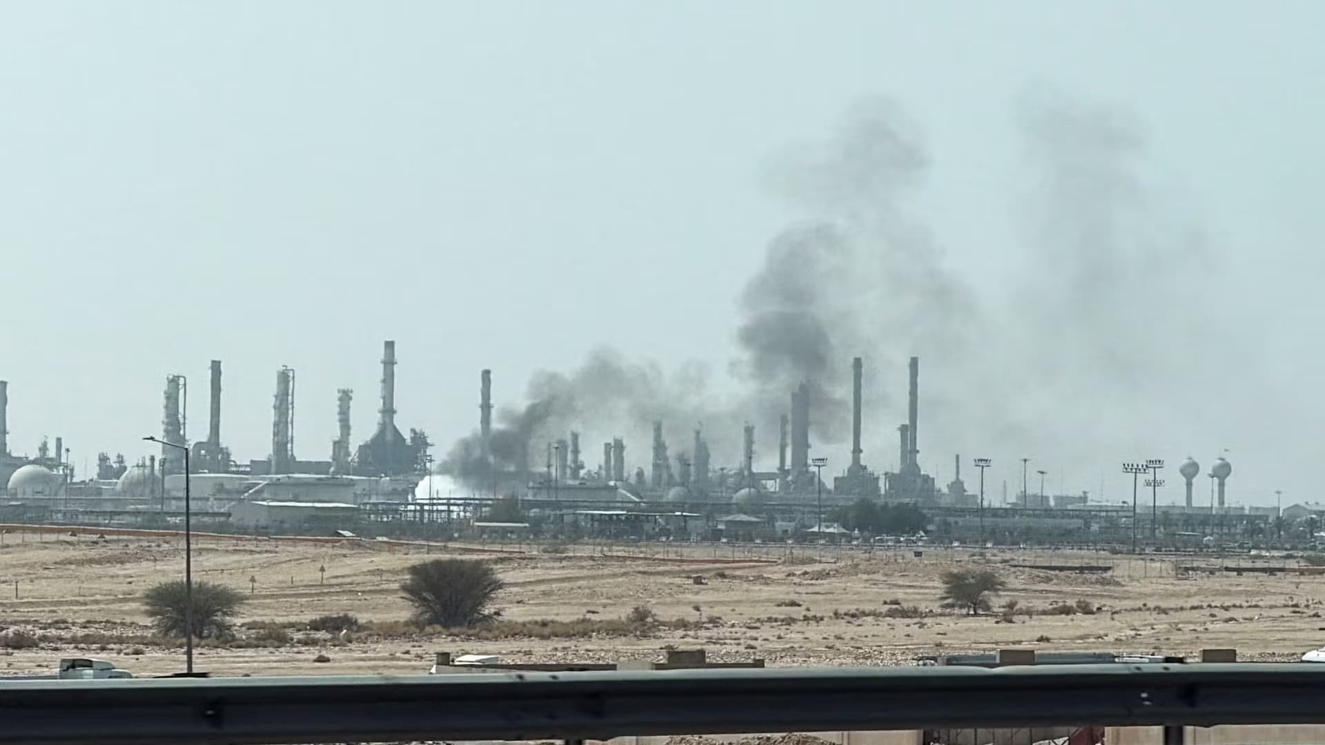حريق اندلع في مصفاة أرامكو جنوب الرياض