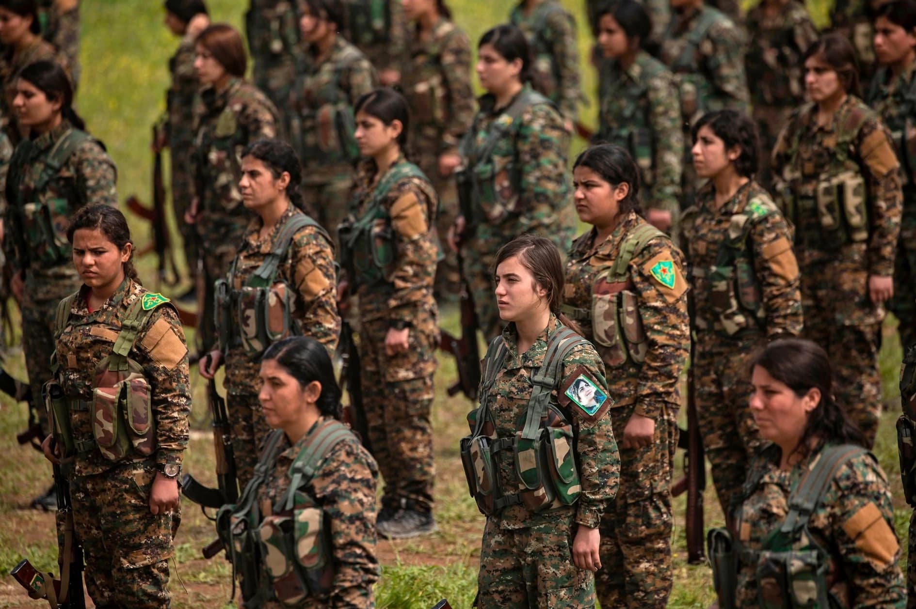 Şervanên YPJyê