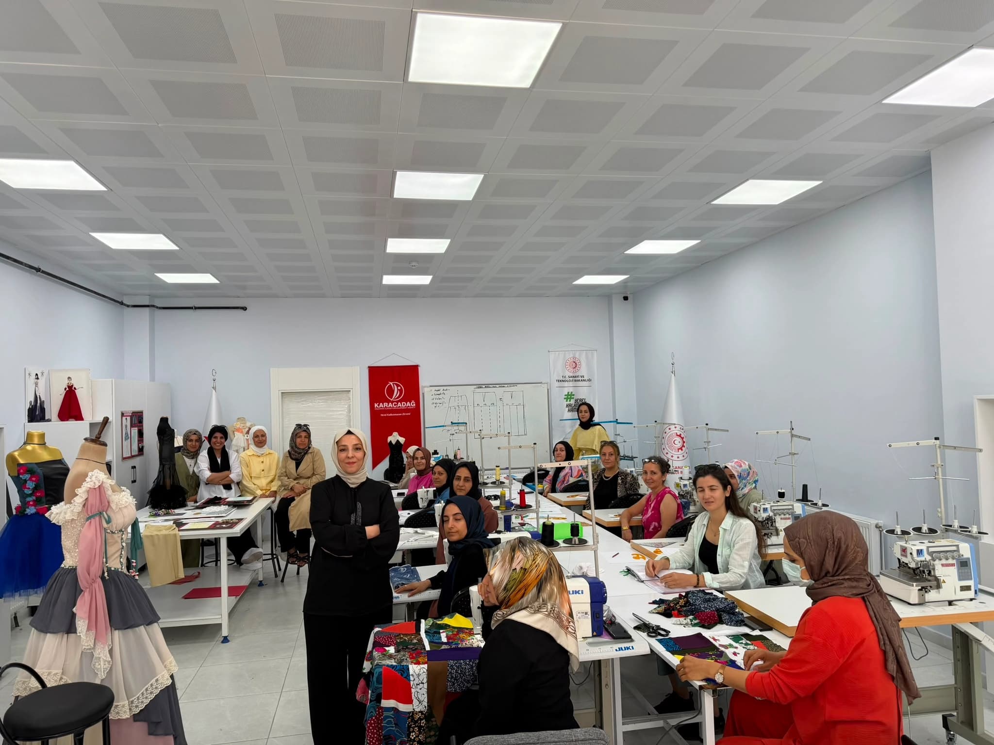 Üniversite eğitiyor, sanayi kapılarını açıyor: Diyarbakır'da kadın istihdamına örnek model