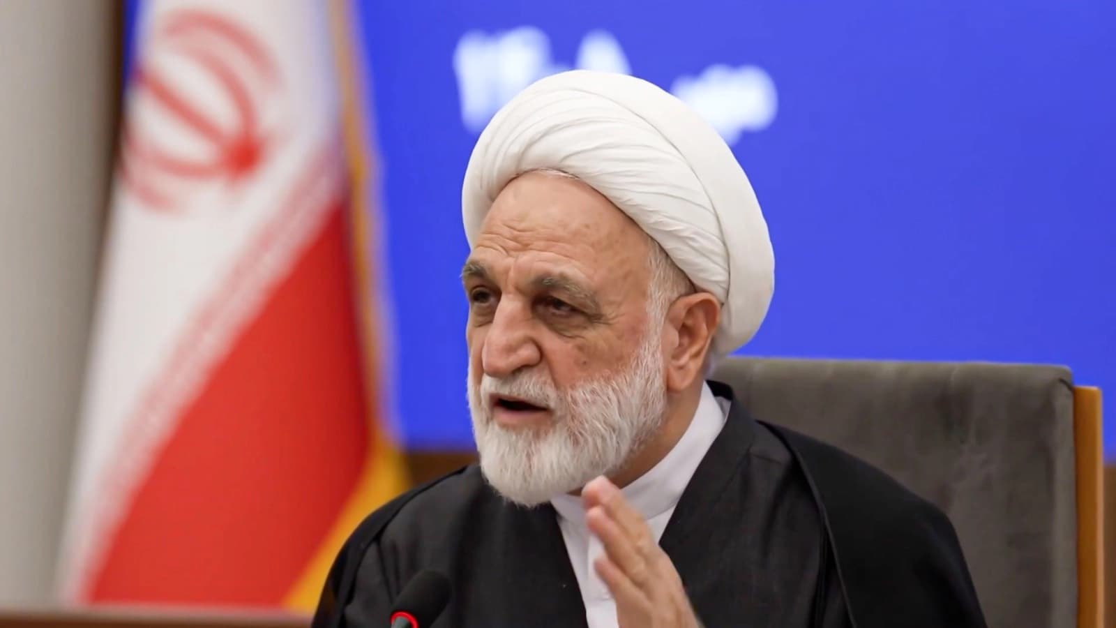 Gholamhossein Mohseni-Ejei during a consultation meeting with a group of economists in Iran, October 24, 2026. Photo: Mizan News Agency.