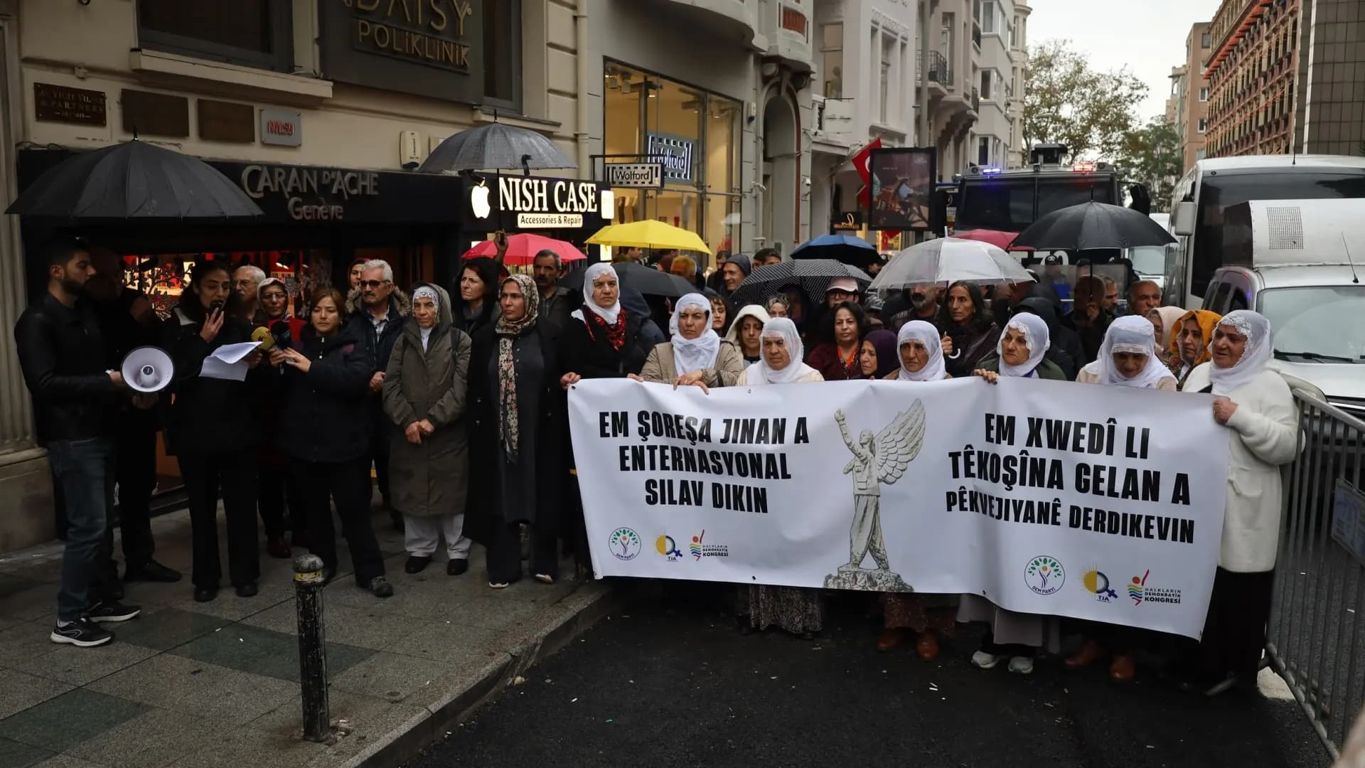 İstanbul’da Dünya Kobani Günü açıklaması: ‘Direniş dünya çapında sembol oldu’