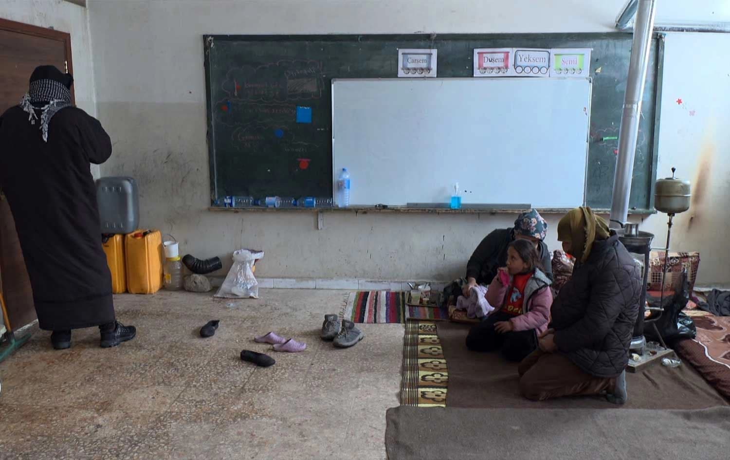 Winter hardship worsens as Syria’s offensive displaces Rojava civilians